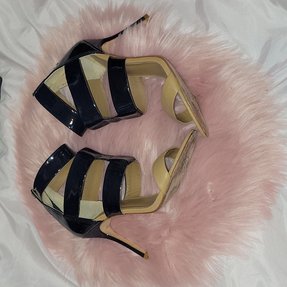 Tory Burch strappy heels sz 8 4inch heel - Picture 2 of 8